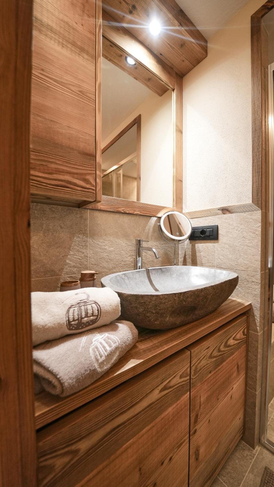 Alpine Suite - Cervinia Бройл-Червиня Екстериор снимка